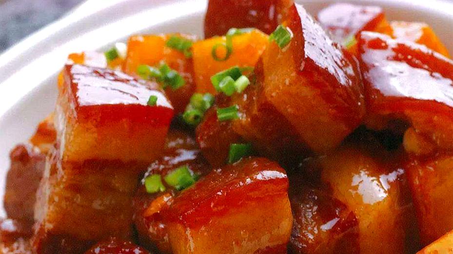 红烧肉的家常做法，从选材到出锅的详细步骤