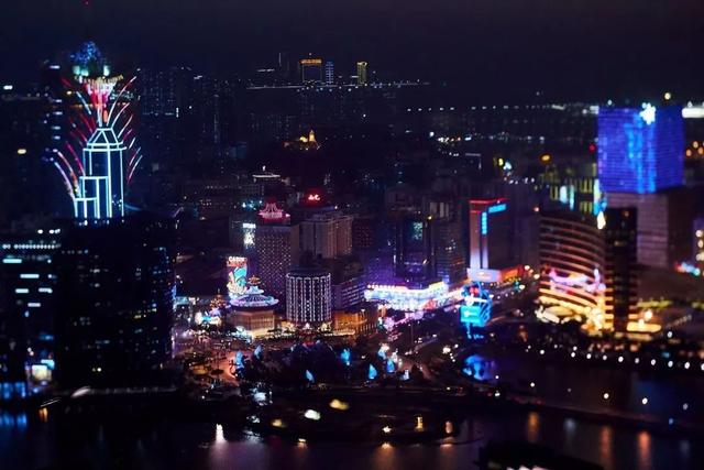 澳门六大赌场夜景，璀璨灯火下的梦幻之旅