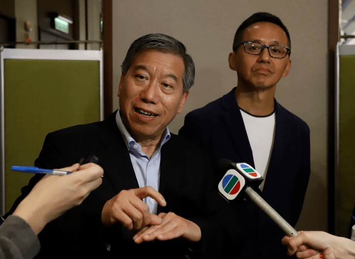 澳门六叔公高手论谈，揭秘免费在线观看的真相与风险